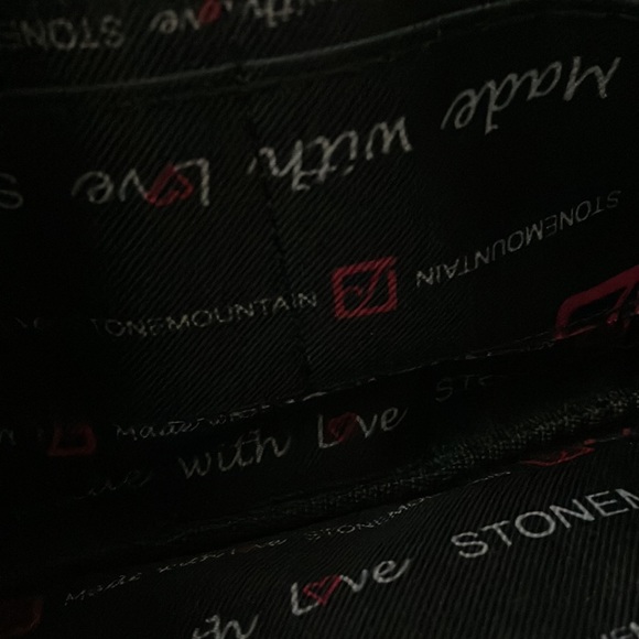 Leather wristlet bag. In good used condition. Only used a few times. - Picture 3 of 5